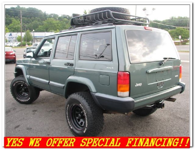 2000 Jeep Cherokee Base GLS LX