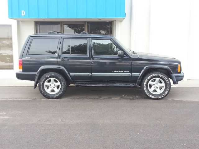 2000 Jeep Cherokee Base GLS LX