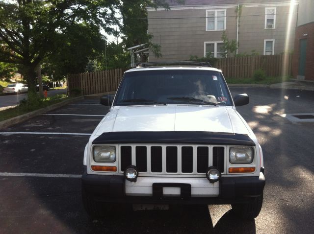 2000 Jeep Cherokee Base GLS LX