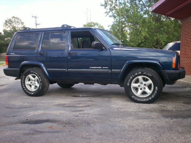 2000 Jeep Cherokee Base GLS LX