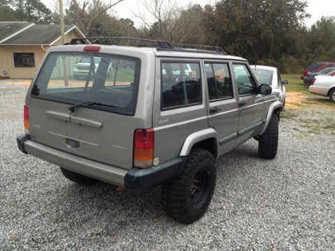 2000 Jeep Cherokee Base GLS LX