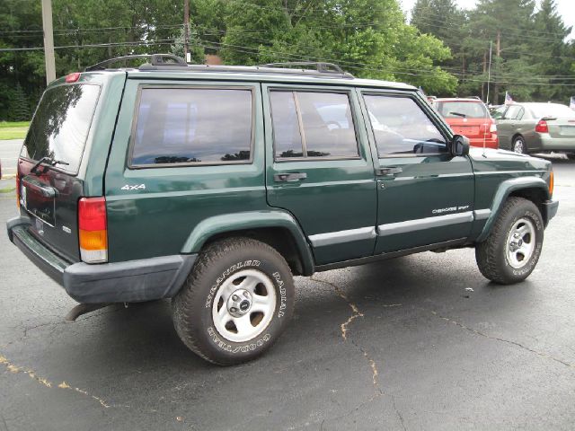 2000 Jeep Cherokee Base GLS LX