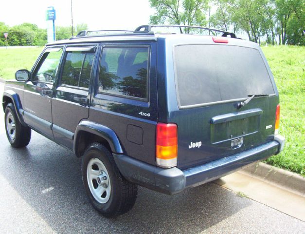 2000 Jeep Cherokee Base GLS LX