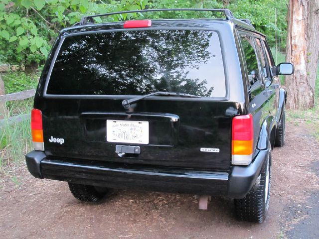 2000 Jeep Cherokee Base GLS LX