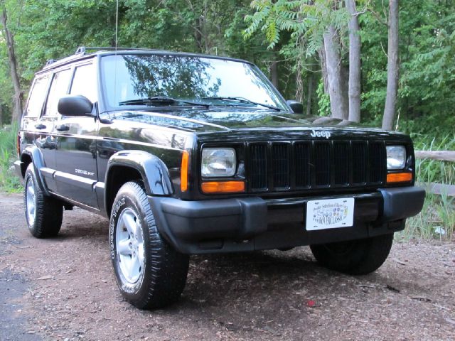 2000 Jeep Cherokee Base GLS LX