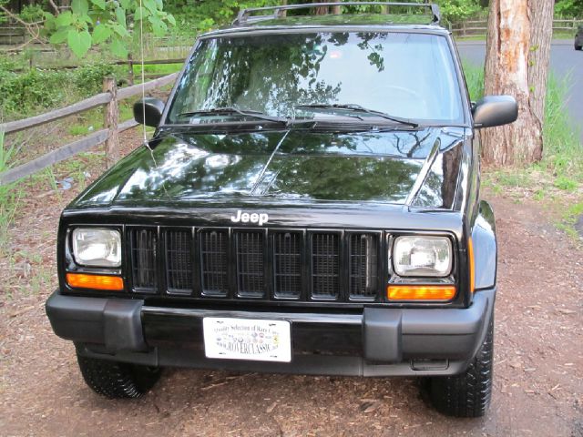 2000 Jeep Cherokee Base GLS LX
