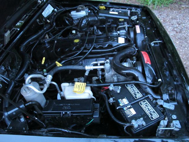 2000 Jeep Cherokee Base GLS LX