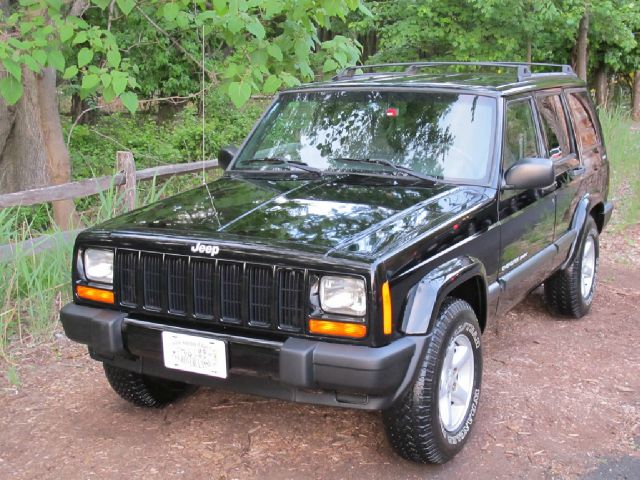 2000 Jeep Cherokee Base GLS LX