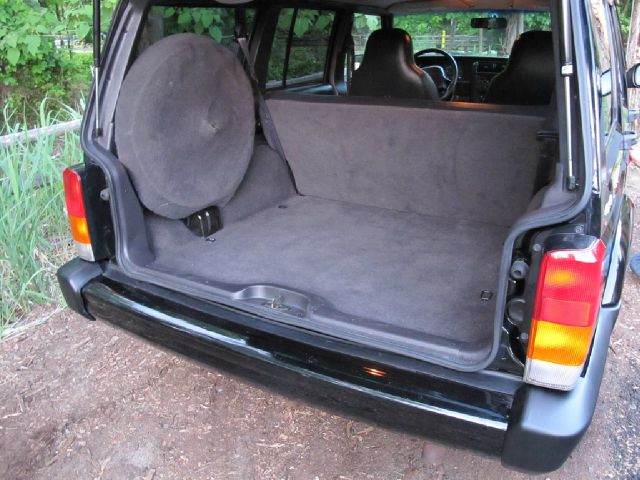 2000 Jeep Cherokee Base GLS LX