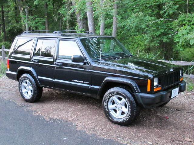 2000 Jeep Cherokee Base GLS LX