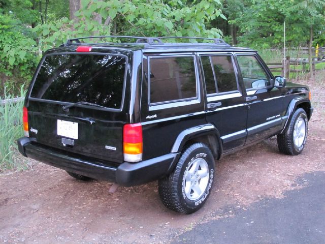 2000 Jeep Cherokee Base GLS LX