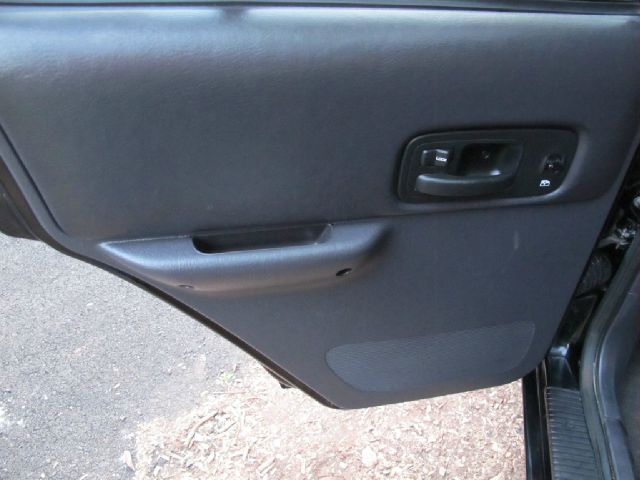 2000 Jeep Cherokee Base GLS LX