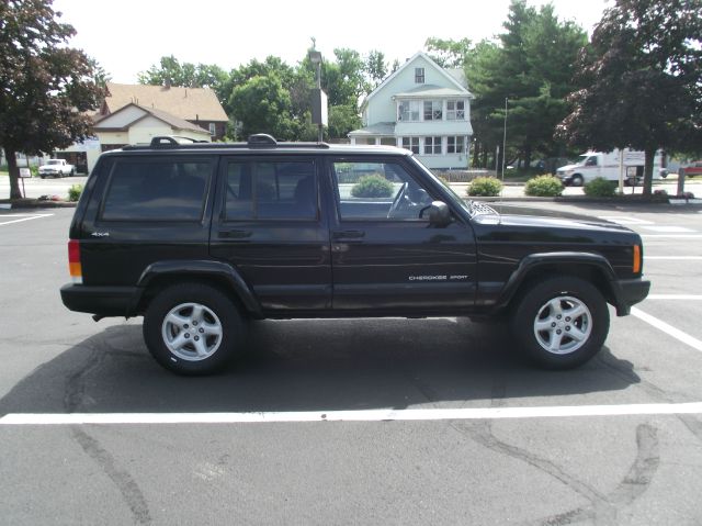 2000 Jeep Cherokee Base GLS LX