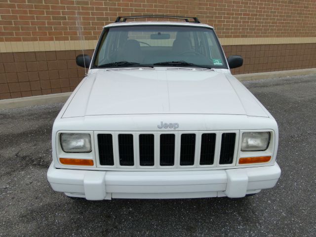 2000 Jeep Cherokee Base GLS LX