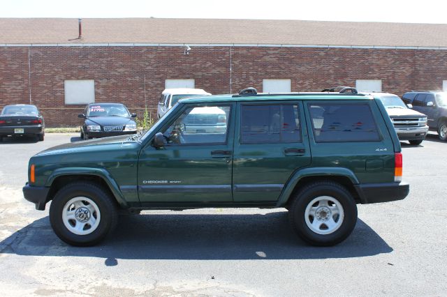 2001 Jeep Cherokee Base GLS LX