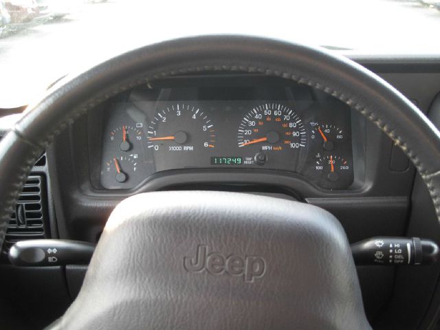 2001 Jeep Cherokee Base GLS LX