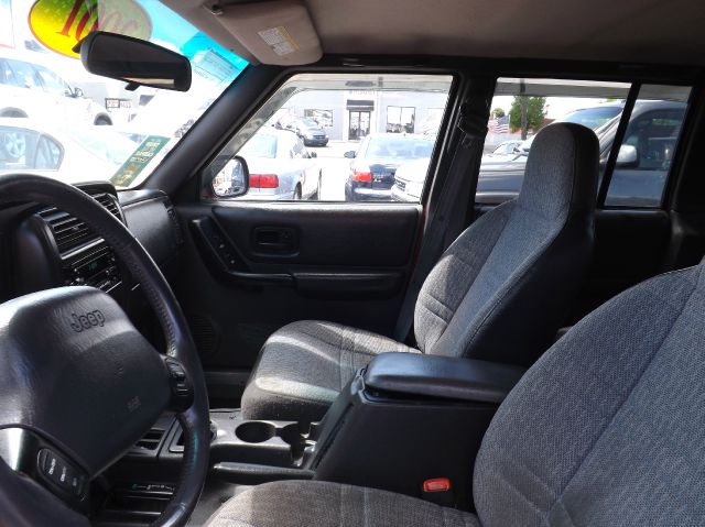 2001 Jeep Cherokee Base GLS LX