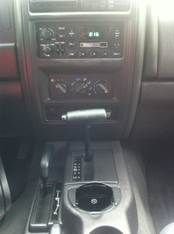 2001 Jeep Cherokee Base GLS LX