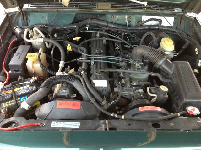 2001 Jeep Cherokee SLT 25