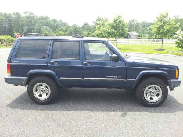 2001 Jeep Cherokee Base GLS LX