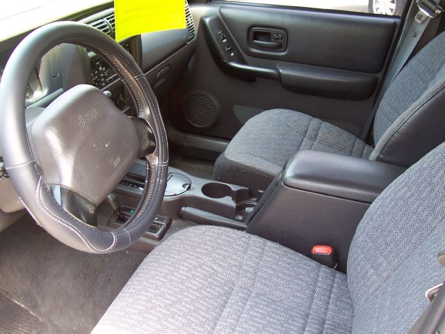 2001 Jeep Cherokee Base GLS LX