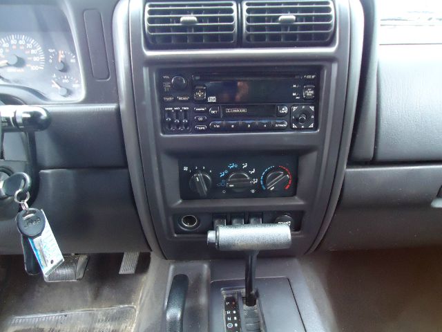 2001 Jeep Cherokee Base GLS LX