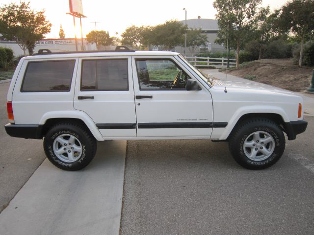 2001 Jeep Cherokee Touring Convertible 2D