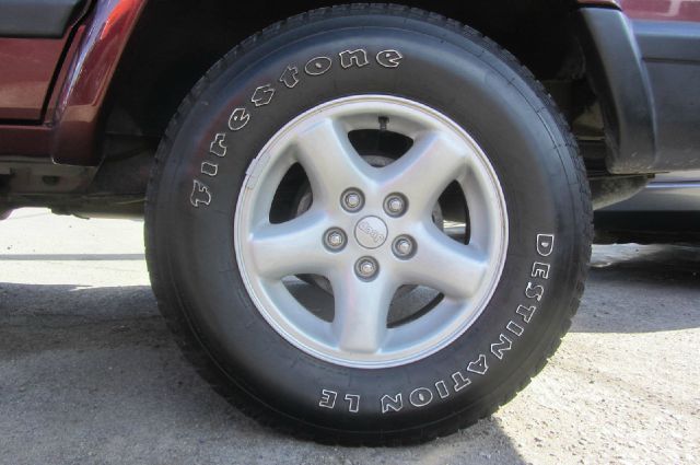 2001 Jeep Cherokee Base GLS LX