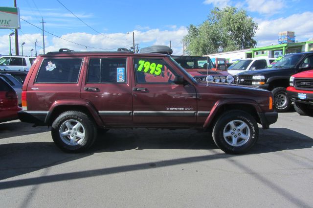 2001 Jeep Cherokee Base GLS LX