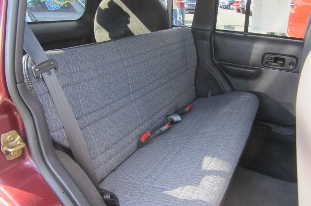 2001 Jeep Cherokee Base GLS LX