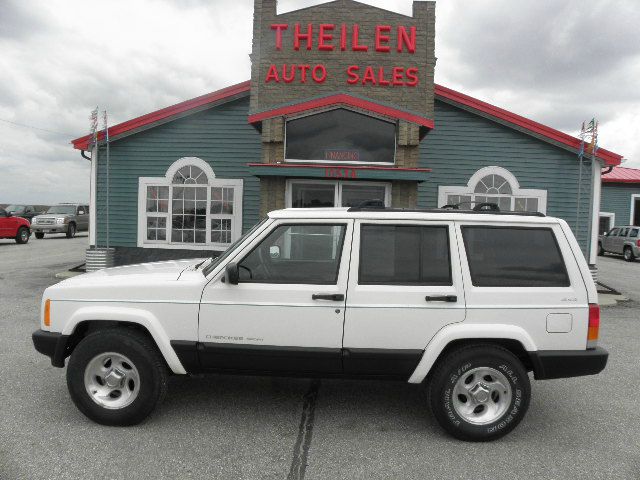 2001 Jeep Cherokee Base GLS LX