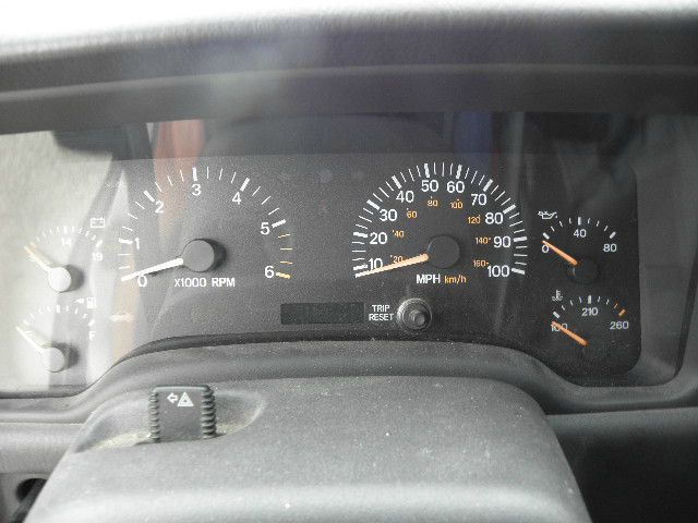 2001 Jeep Cherokee Base GLS LX