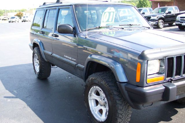 2001 Jeep Cherokee Base GLS LX