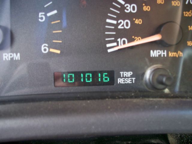 2001 Jeep Cherokee Base GLS LX