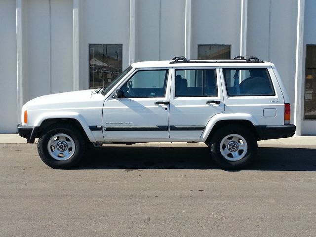 2001 Jeep Cherokee Base GLS LX