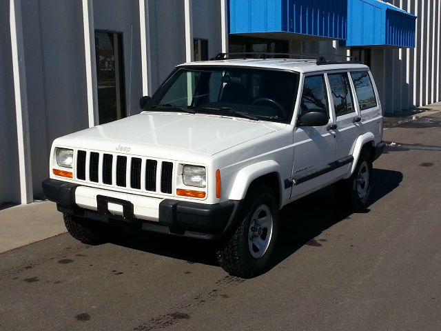 2001 Jeep Cherokee Base GLS LX