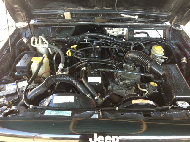 2001 Jeep Cherokee Base GLS LX