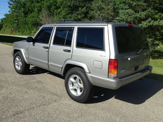 2001 Jeep Cherokee Base GLS LX