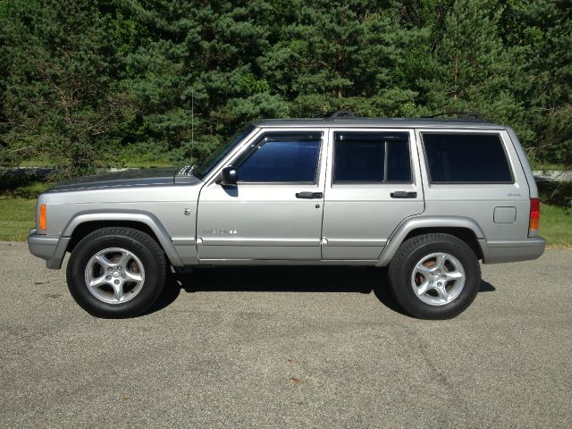 2001 Jeep Cherokee Base GLS LX