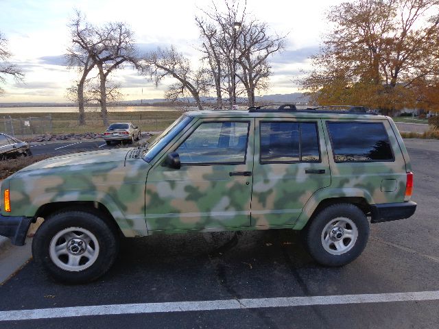 2001 Jeep Cherokee Base GLS LX