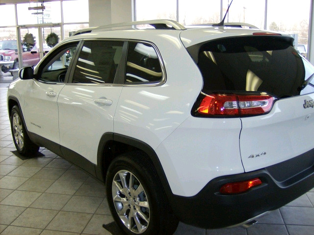 2014 Jeep Cherokee Super