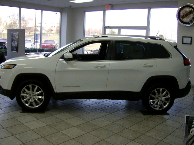2014 Jeep Cherokee Super