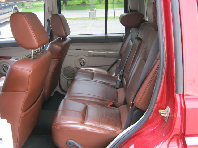 2006 Jeep Commander Super