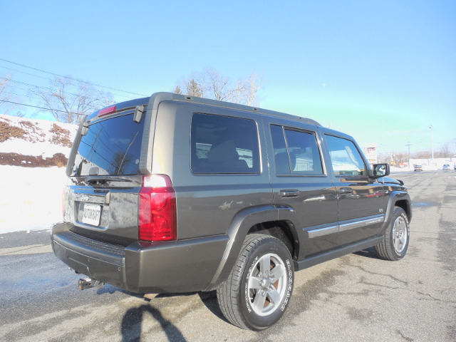 2006 Jeep Commander Ram 3500 Diesel 2-WD