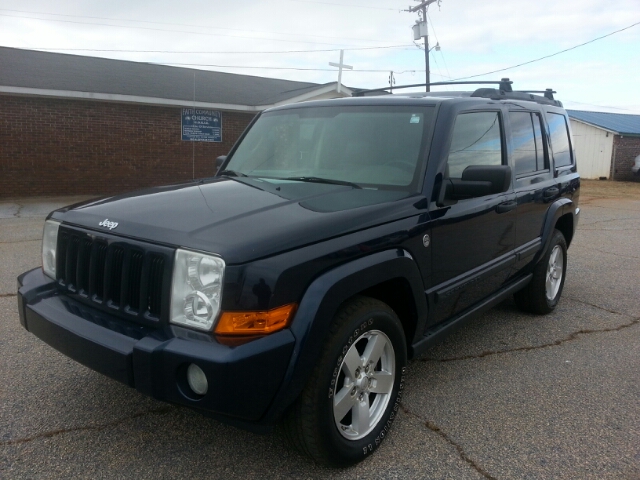 2006 Jeep Commander Bucket