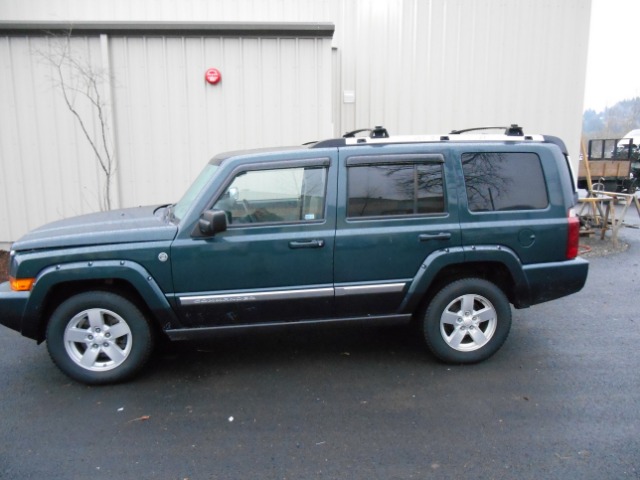 2006 Jeep Commander Super