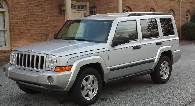 2006 Jeep Commander GSX