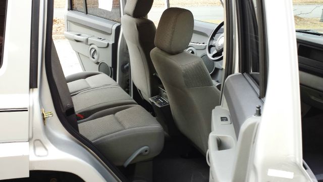 2006 Jeep Commander GSX