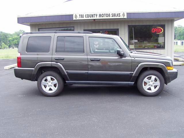 2006 Jeep Commander Ram 3500 Diesel 2-WD