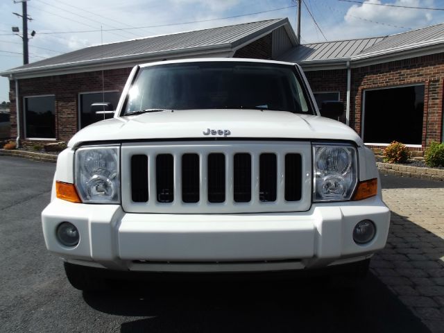 2006 Jeep Commander Ram 3500 Diesel 2-WD